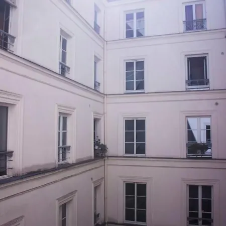 Cosy Studio Near Grands Boulevards * Parigi